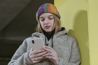 pexels-ivan-samkov-6968790